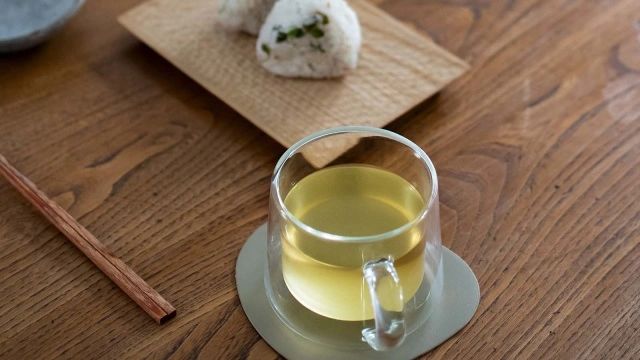 Praktis! Kini Bisa Minum Kaldu dengan Menyeduhnya Seperti Kopi