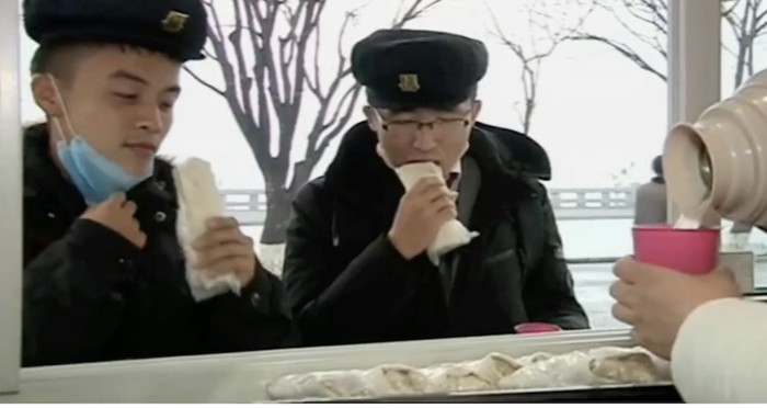 Propaganda Korea Utara, Kim Jong Il Diklaim Penemu Wheat Wraps Burrito