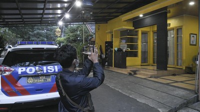 Kejaring OTT KPK, Rumah Walkot Bekasi Sunyi Sepi
