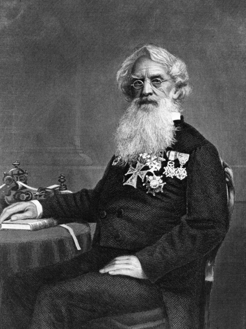 Trainee wireless telegraph operators at Marconi House, London, 18th March 1913.  (Photo by Topical Press Agency/Hulton Archive/Getty Images)