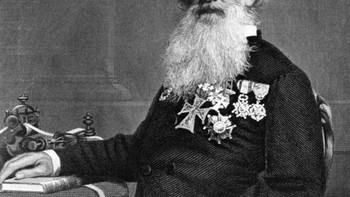 Foto portrait Samuel Morse yang diambil sekitar tahun 1865. Morse dilahirkan pada 27 April 1791 di Charlestown, Massachusetts . Selain penemu telegraf dan sandi morse, ia juga seorang pelukis. Karya lukisannya bergaya klasik Rennaisance. (Photo by Three Lions/Getty Images)