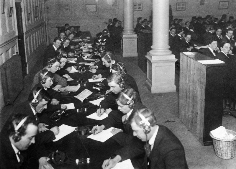 Trainee wireless telegraph operators at Marconi House, London, 18th March 1913.  (Photo by Topical Press Agency/Hulton Archive/Getty Images)