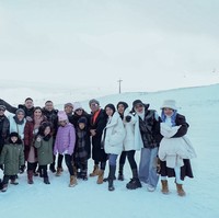 Tak sedikit netizen yang kemudian menyalahkan Ashanty dan keluarganya karena berjalan-jalan ke Turki di akhir tahun. Namun melalui unggahannya Ashanty kembali menjelaskan bahwa kepergian mereka ke Turki bukan sekedar untuk berjalan-jalan, melainkan bertemu keluarga Halilintar yang sudah 2 tahun belum bertatap muka. Foto: Instagram