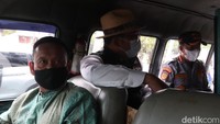 Dengan adanya aplikasi ini warga bisa mengetahui sebelum pergi mau rute kemana, naik satu rute jenis angkot saja, atau harus crossing dengan bus, atau ganti-ganti di titik mana itu diketahui sebelum pergi.