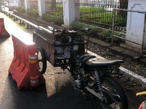 Tepergok Curi Kursi, Pelaku Tinggalkan Becak Motor di Balkot Bandung