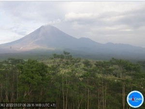 Gunung Semeru Alami Beberapa Kali Gempa Pagi Ini