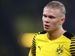 Erling Haaland adalah nama baru di posisi striker. Kariernya semakin berkilau bersama Borussia Dortmund. (Foto: Getty Images/Dean Mouhtaropoulos)