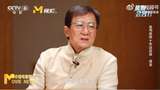 Jackie Chan Tertangkap Kamera, Lagi Angkut Kardus Bantu Korban COVID-19