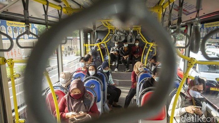 Jadwal Busway Hari Ini di Masa PPKM Level 2 Jakarta, Cek di Sini