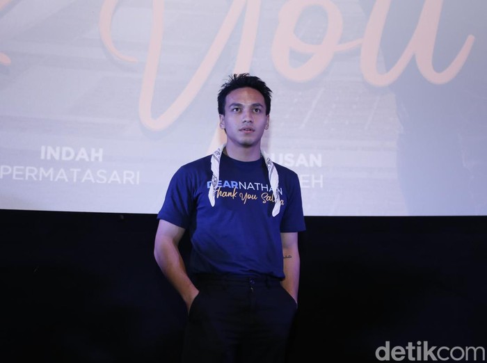 Jefri Nichol dan Amanda Rawles di Press Screening dan Press Confrence Film Dear Nathan Thank You Salma, XXI Epicentrum, Jakarta (6/1/2022).