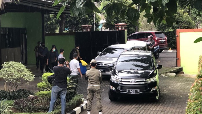 KPK geledah Pendopo Wali Kota Bekasi