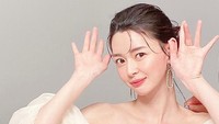 Sebelum dikenal jadi aktris, Kwon Nara mengawali kariernya sebagai member girlband Hello Venus. (Foto: dok. Instagram @hv_nara)  