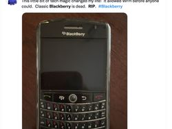 Kematian BlackBerry Bikin Para Mantan Berduka