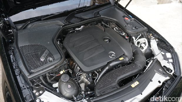 Mercedes-Benz E 300 AMG Line Mercedes-Benz E 300 AMG Line