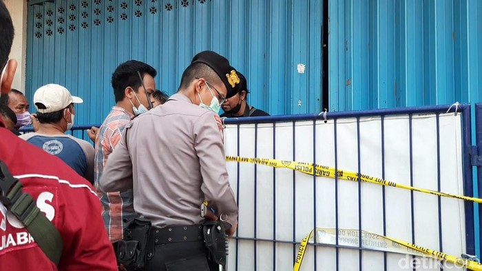 pembunuhan di surabaya