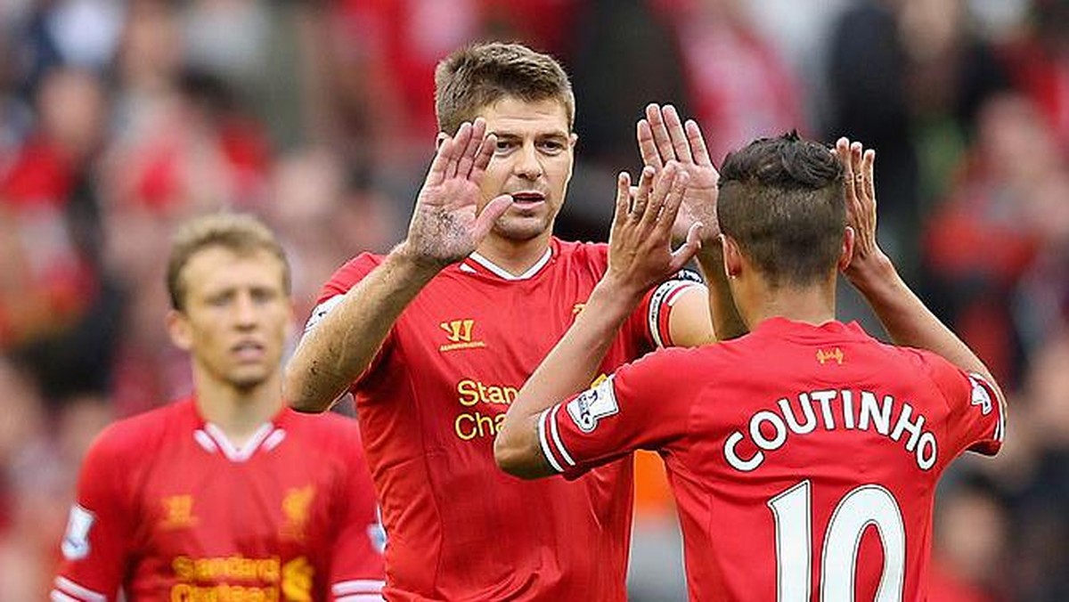 Senangnya Coutinho bisa reuni dengan Steven Gerrard di Aston Villa (Foto: Getty Images/Clive Brunskill)