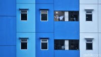 Menurut petugas, saat ini sebanyak 3.168 PMI berada di tower itu.