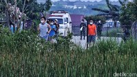 Ketua Satuan Tugas (Satgas) Penanganan Covid Letjen Suharyanto menyebut Tower 6 Rusun Nagrak akan dibuka sebagai tempat cadangan.