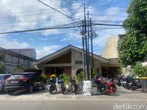 Nongkrong di Kafe Stylish Bergaya Jepang di Tebet