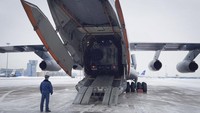 Pasukan Rusia dikirim untuk membantu memadamkan kerusuhan Kazakhstan. Russian Defense Ministry Press Service via AP.