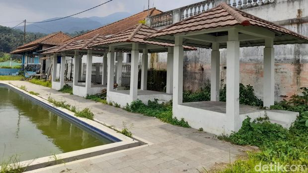 Tempat wisata di Sumedang kondisinya memprihatinkan.