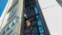 Saat ini renovasi hanya tinggal ada beberapa detail penyempurnaan. 