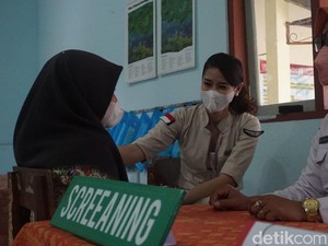 Super Air Jet Gelar Vaksinasi Anak di Boyolali, Suntik Ditemani Pramugari