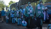 Sementara persyaratan lain untuk mengikuti umroh yaitu usia 18 tahun yang telah memiliki pasport, dokumen lengkap, dan vaksin COVID-19 yang lengkap.