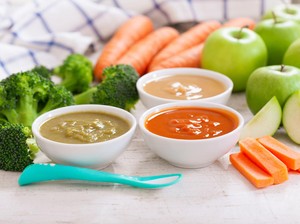 5 Menu MPASI Bayi 6 Bulan yang Tinggi Nutrisi dan Gampang Dibuat