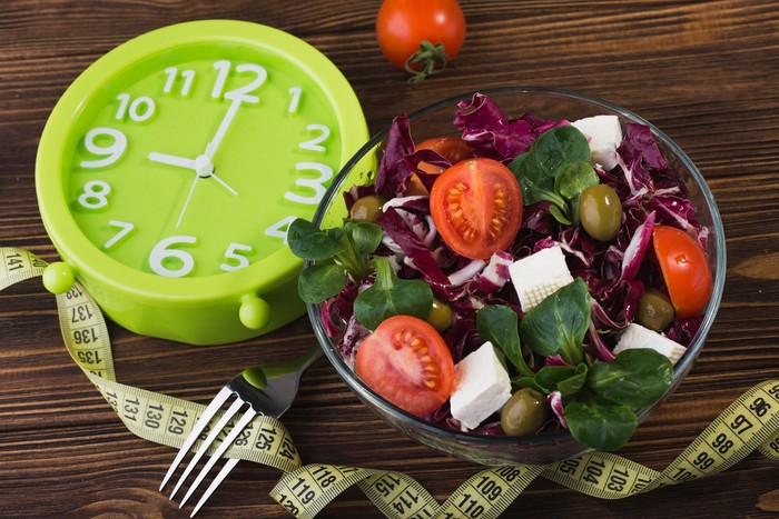 Agar Diet Berhasil, Perhatikan Jam Makan yang Tepat