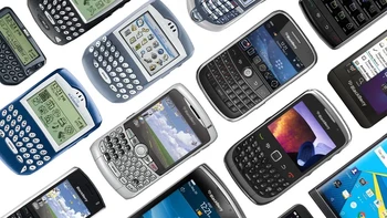 Ponsel legendaris BlackBerry kini benar-benar tamat riwayatnya. Pada 4 Januari 2022, BlackBerry resmi menghentikan dukungan legacy services untuk sistem operasi BlackBerry 7.1 OS dan versi sebelumnya, BlackBerry 10, dan BlackBerry PlayBook OS 2.1. Akibatnya ponsel BlackBerry yang menjalankan sistem operasi tersebut tidak dapat berfungsi semestinya.Foto: Pocket-lint