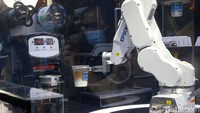 Robot Barista juga diharapkan dapat meningkatkan gairah masyarakat untuk mencoba berbagai minuman berbasis kopi dan juga minuman lainnya, yang kemudian dapat melakukan pembelian berikutnya ke barista di berbagai toko FamilyMart, sehingga dapat mendorong pertumbuhan bisnis & ekonomi.