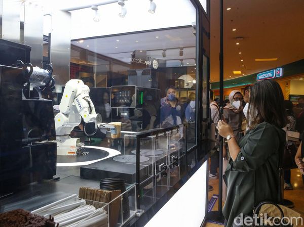 Jakarta Punya Lho Robot Barista, Penasaran?