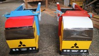 Meski pandemi, kata Tardi ternyata pembeli datang langsung ke rumahnya. Puluhan miniatur truk terjual. Setiap satu truk dipatok harga mulai Rp 120 ribu sampai dengan Rp 130 ribu. Menurutnya biasanya saat ada tradisi miniatur truknya bisa laku 60 sampai 80 buah. Dia pun berharap agar kondisi pandemi segera punah, sehingga bisa kembali berjualan seperti biasa. 