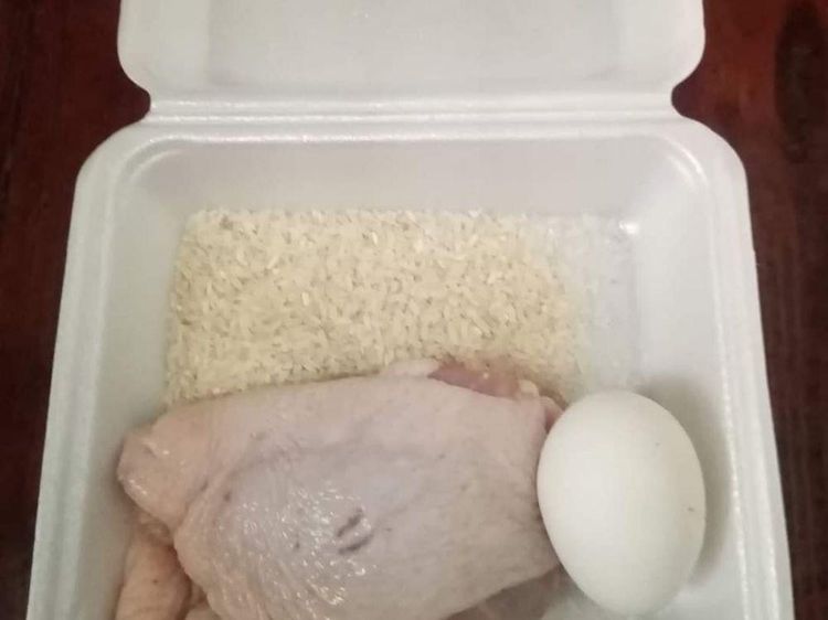 Beli Makan Secara Terpisah, Netizen Ini Justru Repotkan Diri Sendiri