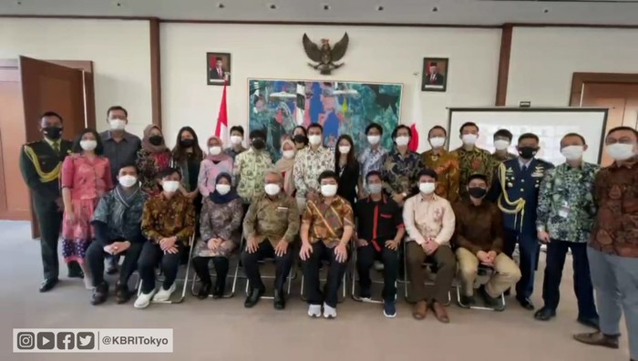 Dubes RI untuk Jepang, Heri Akhmadi, mengukuhkan pengurus baru PPI Jepang periode 2021-2022, Sabtu (8/1/2022).