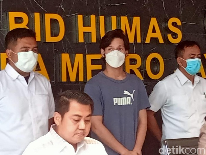 Rilis Penangkapan Naufal Samudra di Pola Metro Jaya