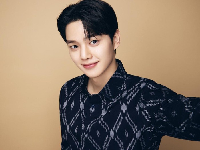 Song Kang Song Kang