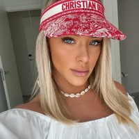 Riyad Mahrez dan Taylor Ward belum mengumumkan pernikahan mereka. Namun The Sun mengabarkan jika keduanya sudah secara resmi jadi suami istri setelah menggelar akad nikah dengan hukum Islam. Foto: Instagram @taylorwardx