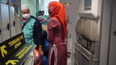 Suasana Penerbangan Umrah Pertama di 2022 dari Lion Air
