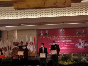 Lantik PPNI Jakut, Wagub DKI Ungkap Peran Penting Perawat di Masa Pandemi