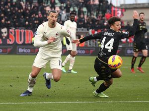 AC Milan Puncaki Klasemen Usai Tumbangkan Venezia