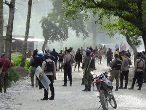Warga Nduga-Lanny Jaya Papua Bentrok, Rumah Dibakar-2 Orang Dipanah
