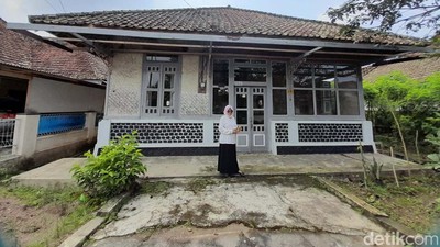 Deretan Rumah Jadul di Desa Cibubuan Sumedang yang Ditawar Miliaran Rupiah