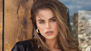 Pesan dari Brook untuk semua perempuan, agar lebih waspada dan hati-hati. Teknologi bisa juga dipakai orang yang berniat jahat. Foto: Instagram/brooksnader