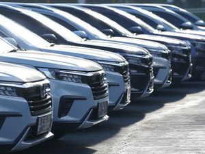 Gantikan Mobilio, Honda BR-V Jadi Armada Taksi Blue Bird