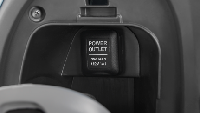 Tak ketinggalan power outlet untuk mengisi gadget. Foto: Honda Japan