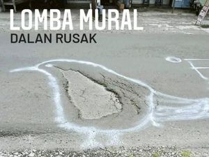 Terlalu! Jalan Dibiarkan Rusak hingga Dijadikan Lomba Mural oleh Warga