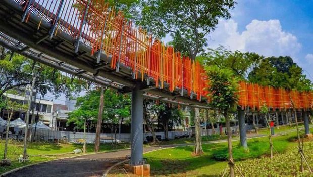 Gubernur DKI Jakarta Anies Baswedan memamerkan progres revitalisasi Taman Tebet di Jakarta Selatan menjadi Tebet Eco Park. Begini potretnya.