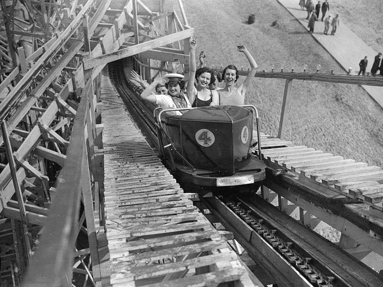 Tanpa Gadget, Begini Cara Orang Zaman Dulu Isi Waktu di Akhir Pekan